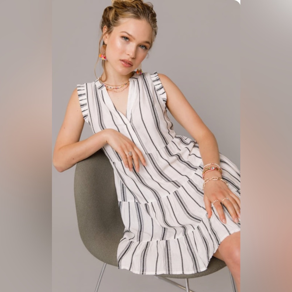 Francesca's Collections Black and White Striped Midi Dress